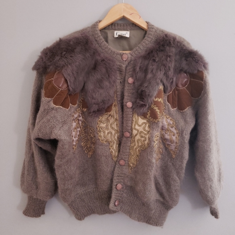 Grey furry‎ cardigan small